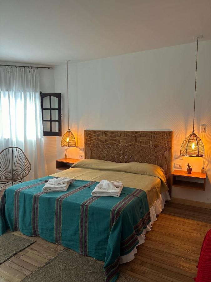 Casa Yuri Hotel Salta Buitenkant foto